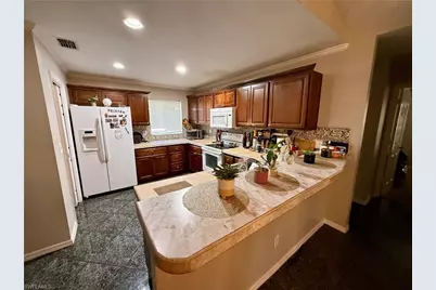 1713 SW 10th Pl, Cape Coral, FL 33991 - Photo 13