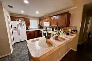 1713 SW 10th Pl, Cape Coral, FL 33991 - Photo 13