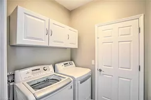 4521 SW 10th Ave, Cape Coral, FL 33914 - Photo 17