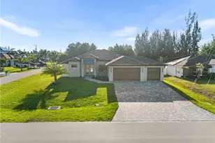 142 SW 33rd Pl, Cape Coral, FL 33991 - Photo 35