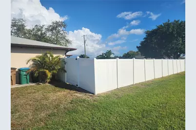 2102 SE 8th Ter, Cape Coral, FL 33990 - Photo 19
