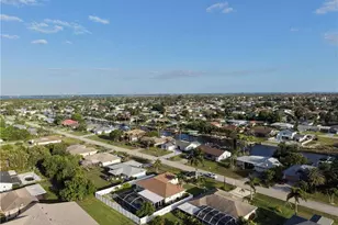 1825 SE 12th Terrace, Cape Coral, FL 33990 - Photo 29