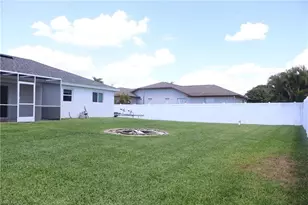 1632 SW 18th St, Cape Coral, FL 33991 - Photo 27