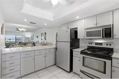 1205 SE 46th Ln #201, Cape Coral, FL 33904 - Photo 9