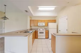 9025 Colby Dr, Fort Myers, FL 33919 - Photo 7