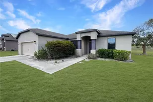 1121 SW 25th St, Cape Coral, FL 33914 - Photo 7