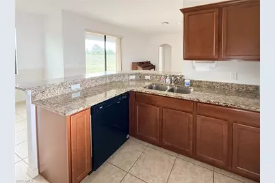 1121 SW 25th St, Cape Coral, FL 33914 - Photo 9
