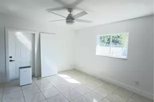 140 SE 17th Terrace, Cape Coral, FL 33990 - Photo 9