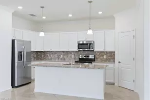 14639 Monrovia Ln, Fort Myers, FL 33905 - Photo 5