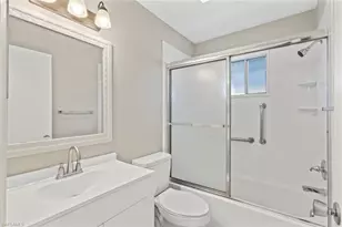 1010 NE 3rd St, Cape Coral, FL 33909 - Photo 25