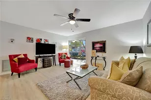 8110 S Woods Cir, Fort Myers, FL 33919 - Photo 5