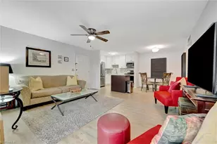 8110 S Woods Cir, Fort Myers, FL 33919 - Photo 7