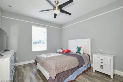 135 SW 31st St, Cape Coral, FL 33914 - Photo 23