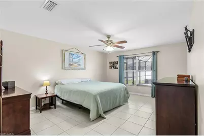 4302 SW 18th Pl, Cape Coral, FL 33914 - Photo 13