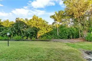 8302 Charter Club Cir, Fort Myers, FL 33919 - Photo 37