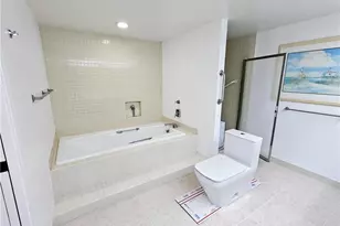 5260 S Landings Dr, Fort Myers, FL 33919 - Photo 15