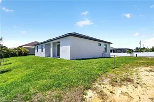331 NE 15th St, Cape Coral, FL 33909 - Photo 45