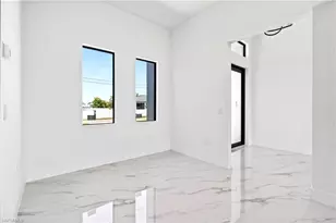 331 NE 15th St, Cape Coral, FL 33909 - Photo 13