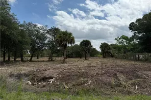 335 S Kennel St, Clewiston, FL 33440 - Photo 1