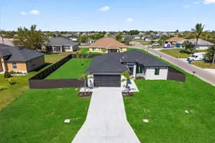 1420 NE 12th Pl, Cape Coral, FL 33909 - Photo 41