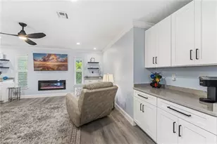 6048 Perthshire Ln, Fort Myers, FL 33908 - Photo 7