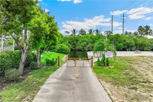 6048 Perthshire Ln, Fort Myers, FL 33908 - Photo 21