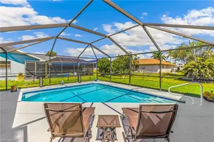 6048 Perthshire Ln, Fort Myers, FL 33908 - Photo 3