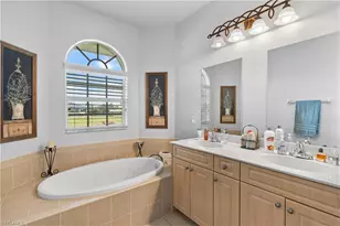 126 SW 39th Pl, Cape Coral, FL 33991 - Photo 27