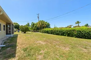 190 Brooks Rd, North Fort Myers, FL 33917 - Photo 29