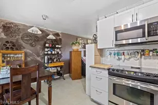 1104 Vineyard St, Lehigh Acres, FL 33936 - Photo 5