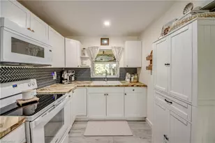355 Donora Blvd, Fort Myers Beach, FL 33931 - Photo 9