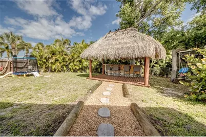 355 Donora Blvd, Fort Myers Beach, FL 33931 - Photo 31