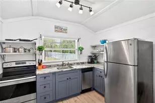 5866 Tahiti Dr, Bokeelia, FL 33922 - Photo 27