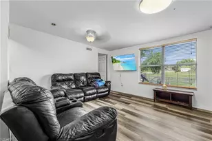 6056 Joplin Ave, Fort Myers, FL 33905 - Photo 9