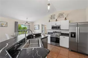 241 SW 34th Terrace, Cape Coral, FL 33914 - Photo 11