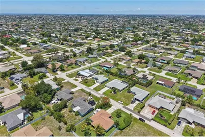 241 SW 34th Ter, Cape Coral, FL 33914 - Photo 43
