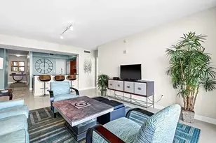3000 Oasis Grand Blvd, Fort Myers, FL 33916 - Photo 7