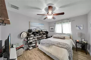 873 Hofstra Dr, Fort Myers, FL 33919 - Photo 19