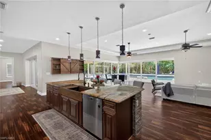 15860 Glendale Ln, Fort Myers, FL 33912 - Photo 7