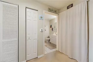 950 Hancock Creek South Blvd, Cape Coral, FL 33909 - Photo 17
