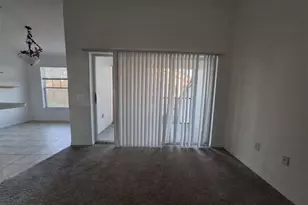 7915 Preserve Cir, Naples, FL 34119 - Photo 5