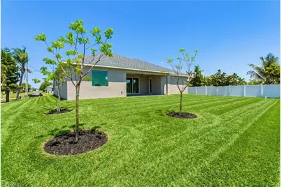 2108 NE 15th Ter, Cape Coral, FL 33909 - Photo 23