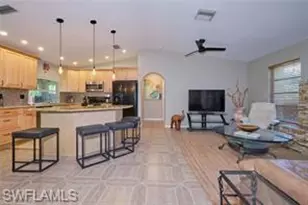 140 SE 8th St, Cape Coral, FL 33990 - Photo 7