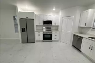 1775 Glenway Ct, Fort Myers, FL 33916 - Photo 7