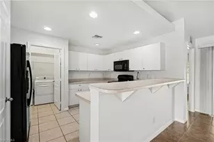 1702 NW 7th Ave, Cape Coral, FL 33993 - Photo 11