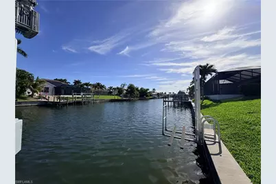 2823 SW 39th Ter, Cape Coral, FL 33914 - Photo 5