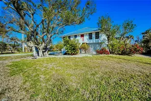 220 Palm Lake Dr, Sanibel, FL 33957 - Photo 41