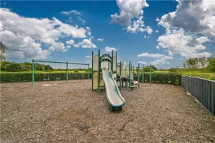 10507 Crossback Ln, Lehigh Acres, FL 33936 - Photo 17