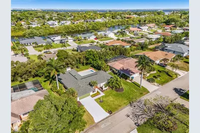 5479 Chablis Ln, Fort Myers, FL 33919 - Photo 33