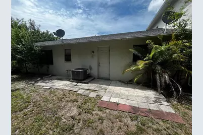 919 SE 8th Ter #7, Cape Coral, FL 33990 - Photo 17
